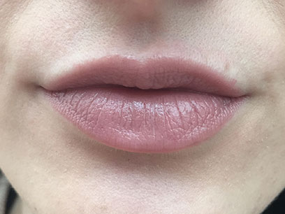 Bourjois nude lipstick Beige trench