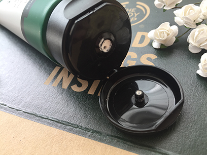 The Body Shop ексфолиант 3 в 1