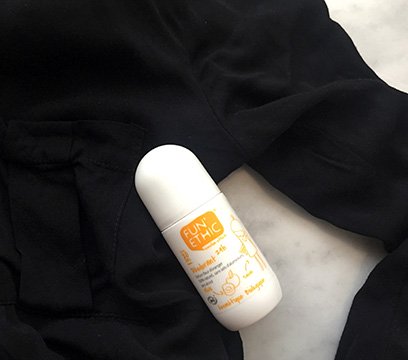 Fun'Ethic рол-он не оставя петна по дрехите